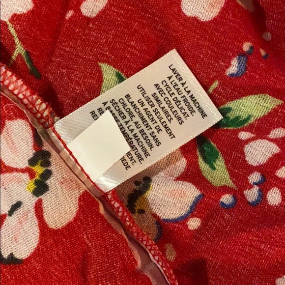 Abound Red Floral Tank❤️ - Picture 8 of 8